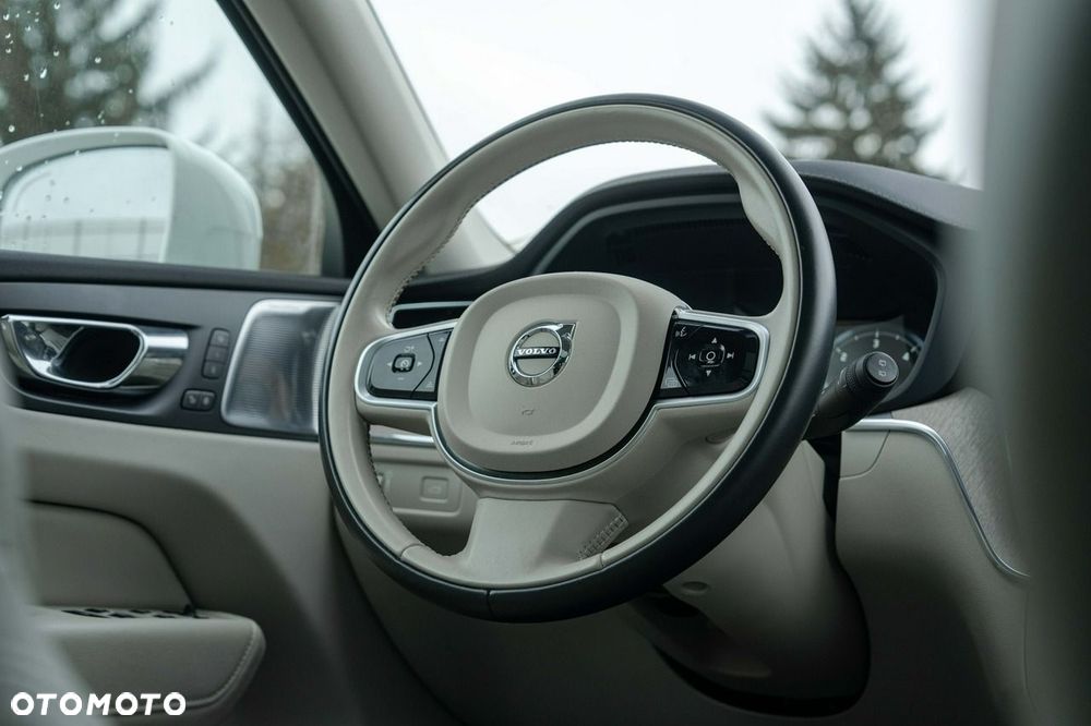 Volvo XC 60 D4 AWD Geartronic Inscription - 22