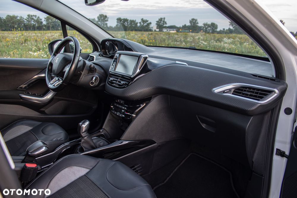 Peugeot 2008 PureTech 110 Stop&Start Allure - 18