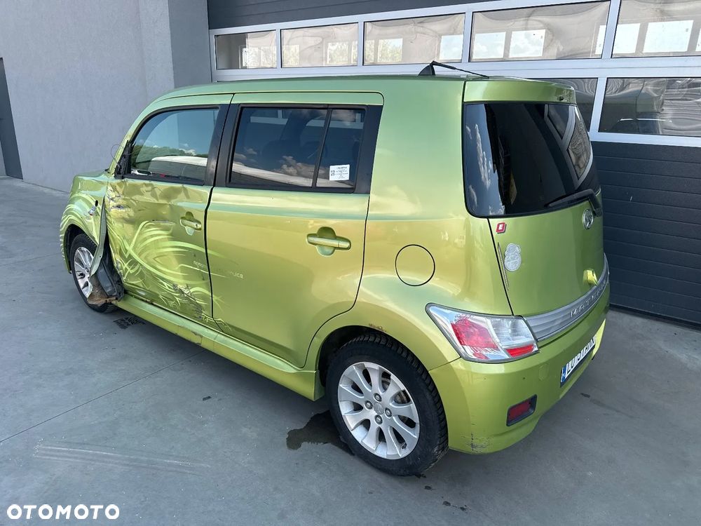 Daihatsu Materia - 8