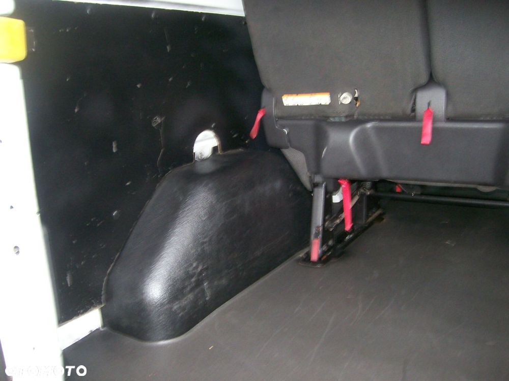 Ford Transit Custom - 13