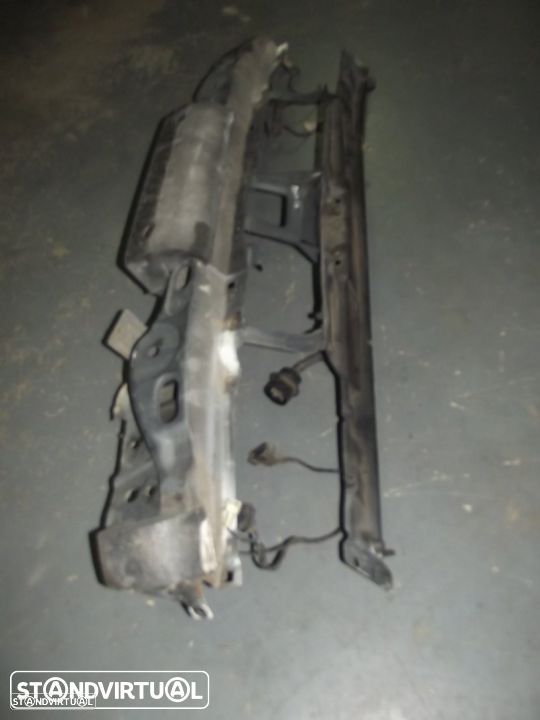 VW Polo Classic 3V frente da chapa - 2