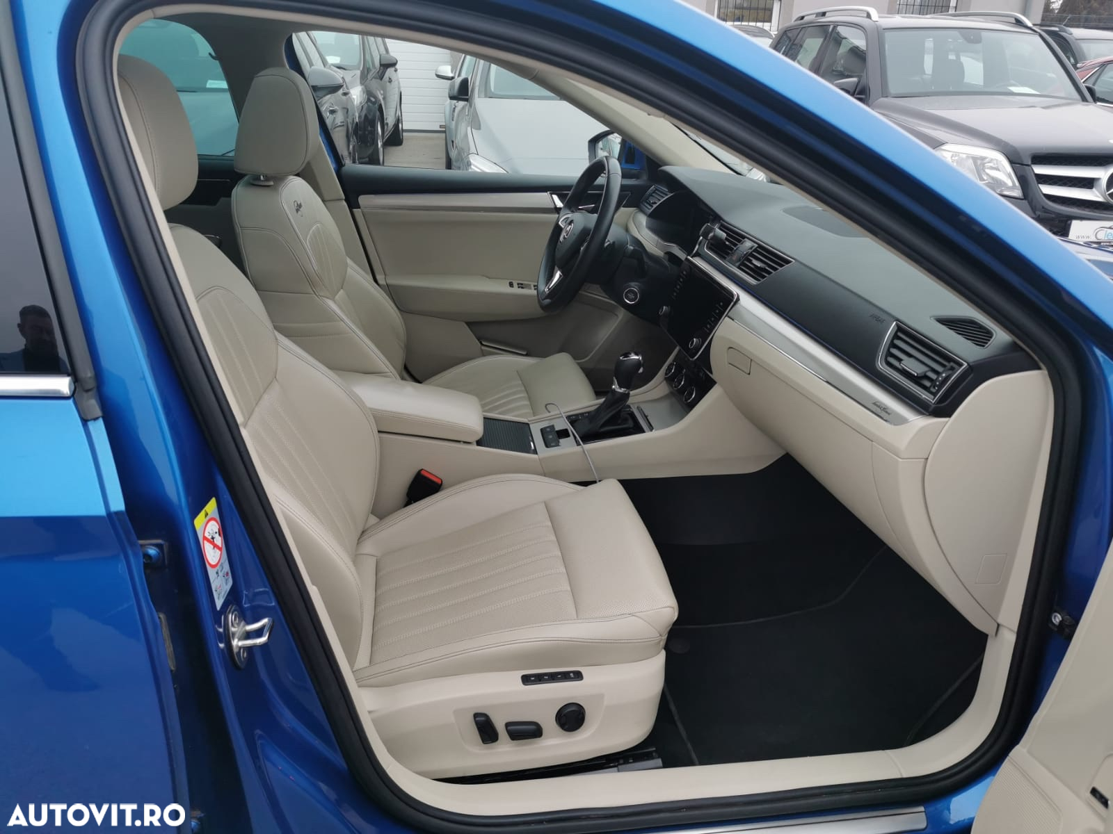 Skoda Superb 2.0 TDI 4X4 DSG Laurin & Klement - 5