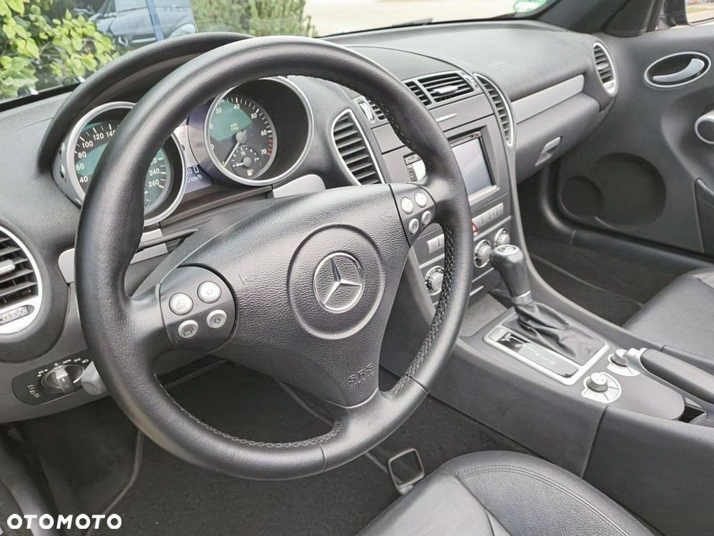 Mercedes-Benz SLK - 12