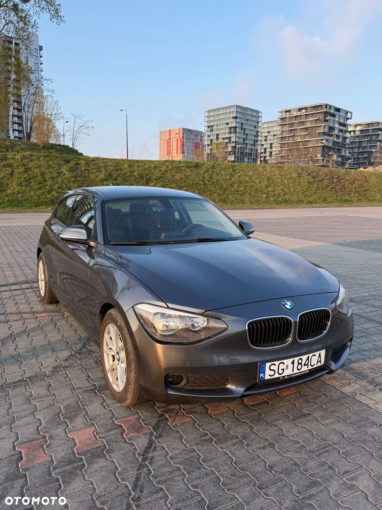 BMW Seria 1 114i - 2
