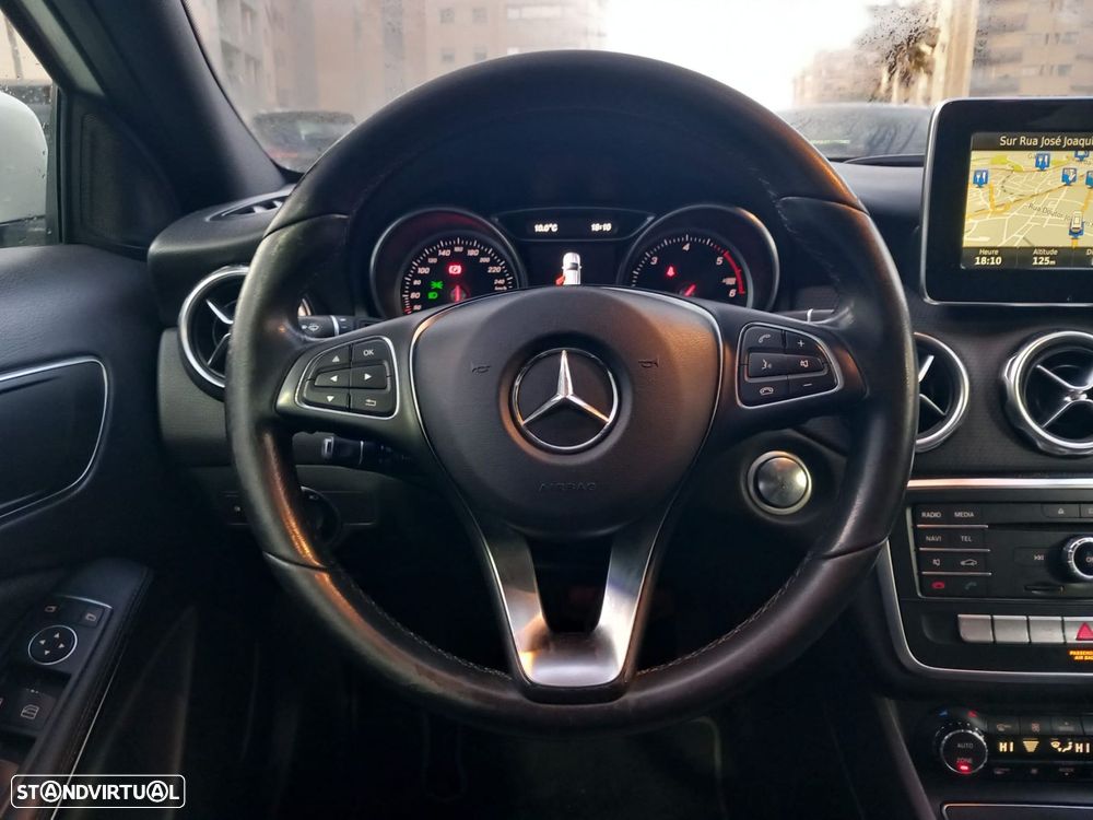 Mercedes-Benz GLA 180 CDI Urban Aut. - 15