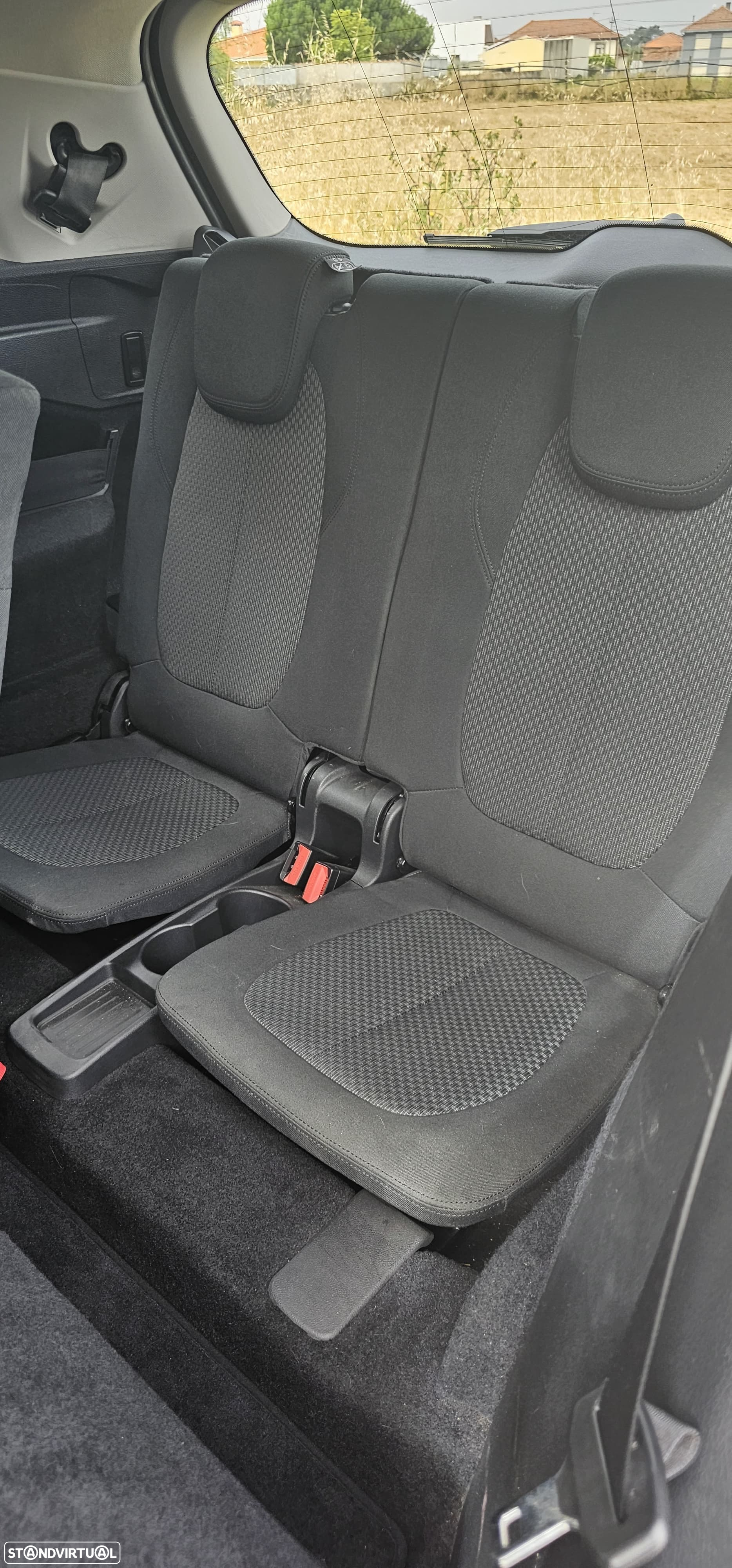 BMW 218 Gran Tourer d 7L Advantage Auto - 16