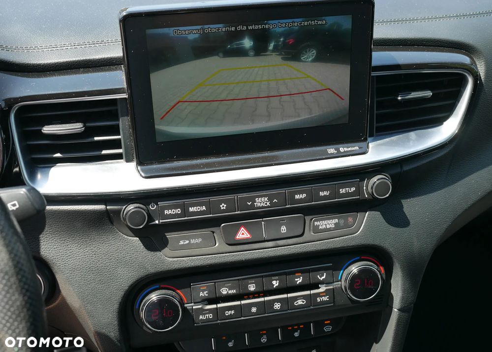 Kia ProCeed 1.6 T-GDI GT DCT - 19