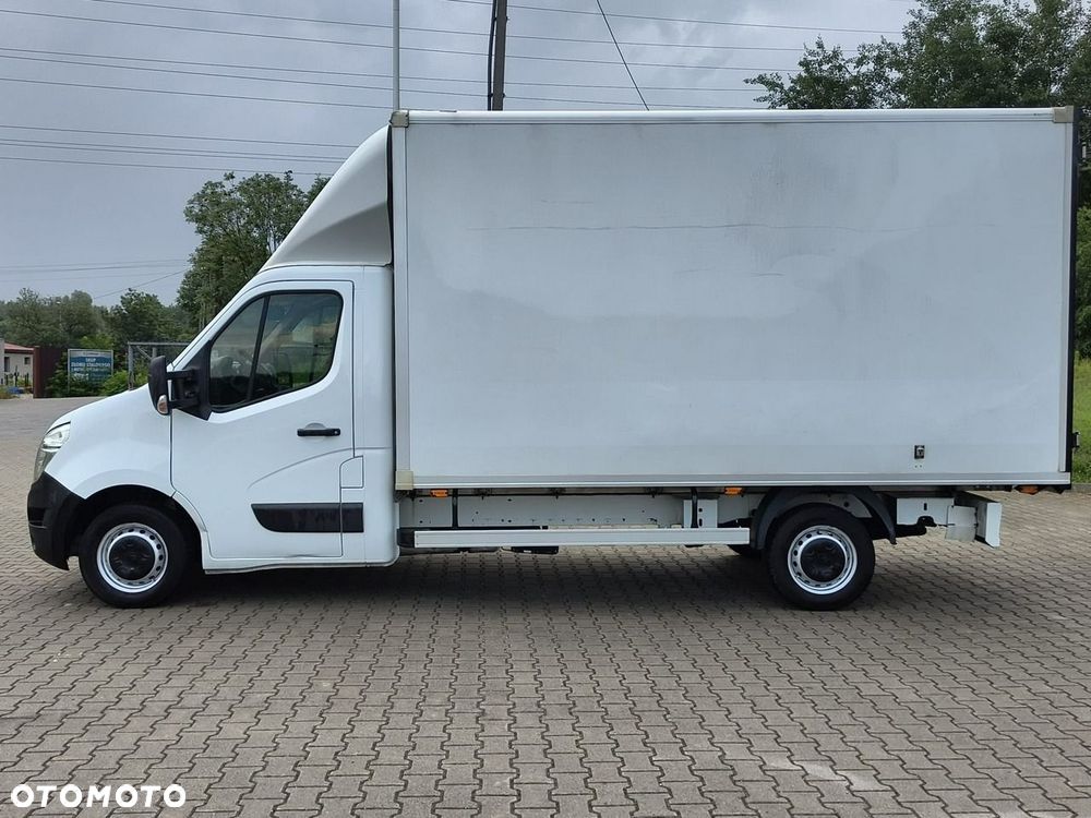 Nissan NV 400 - 4