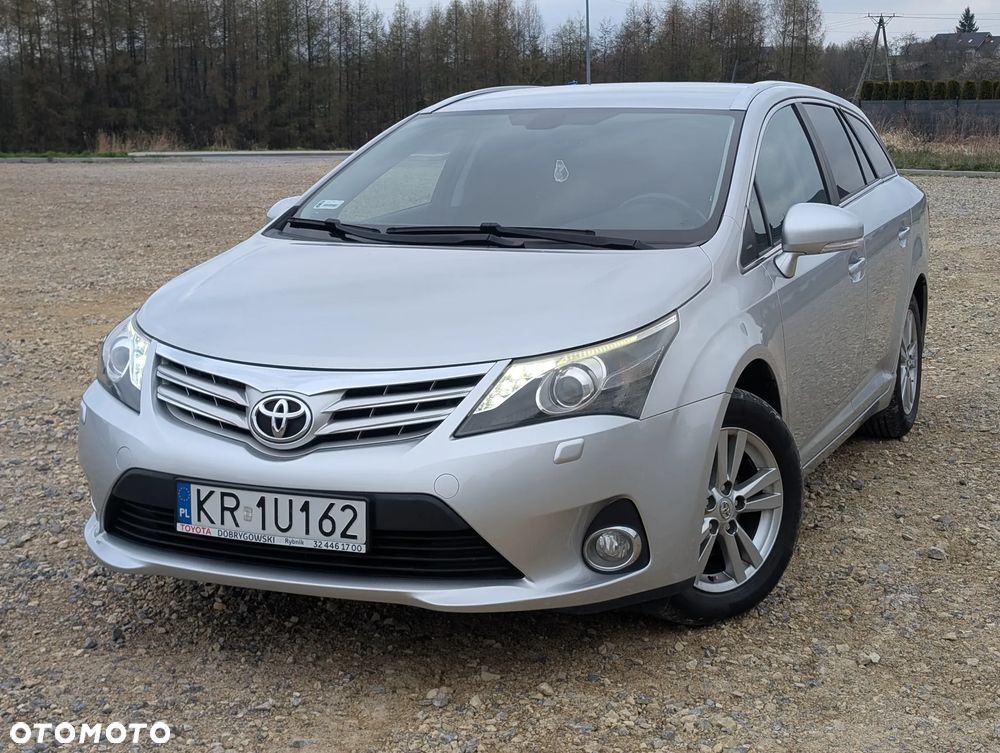 Toyota Avensis 1.8 Premium EU5 - 1