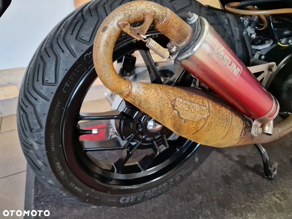 Aprilia SR - 19