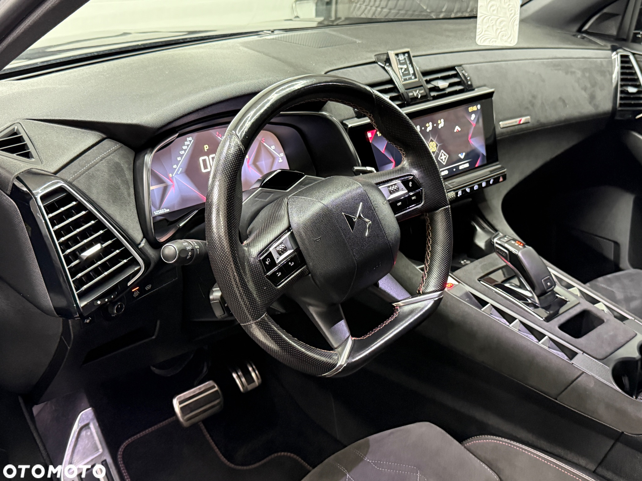 DS Automobiles DS 7 Crossback 2.0 BlueHDi Performance Line + - 22