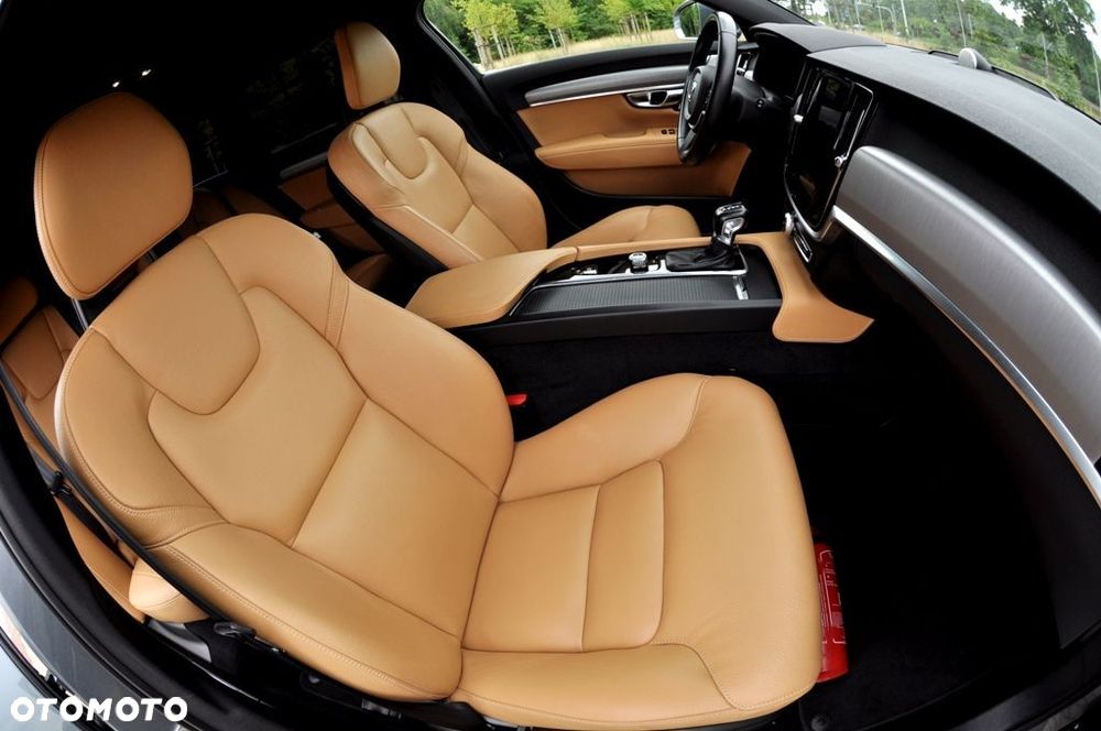 Volvo V90 D4 Geartronic Momentum - 12