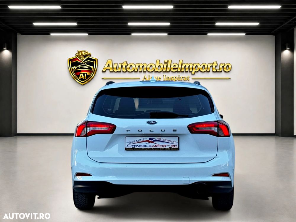 Ford Focus 1.5 EcoBlue Connected - 17