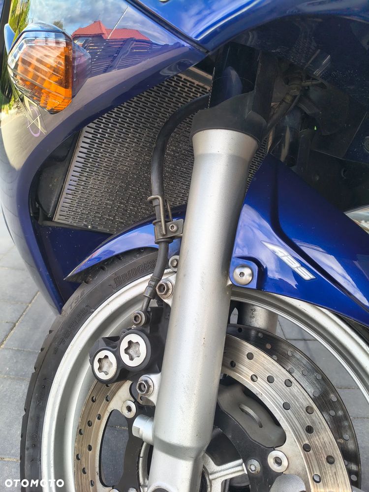 Yamaha FJR - 11