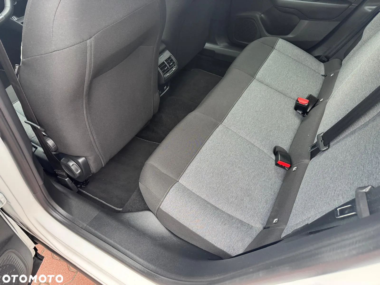 Citroën C4 e-C4 136 FEEL PACK - 12