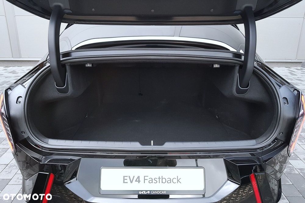 Kia EV4 81.4kWh GT-Line - 13