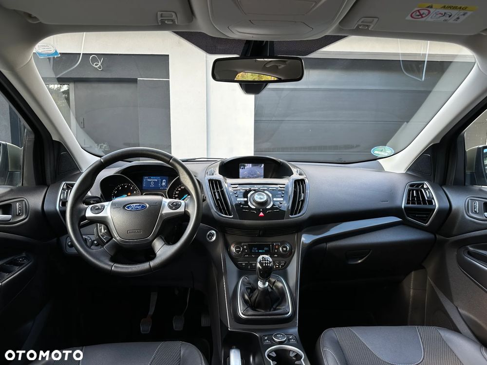 Ford Kuga 2015 photo 3