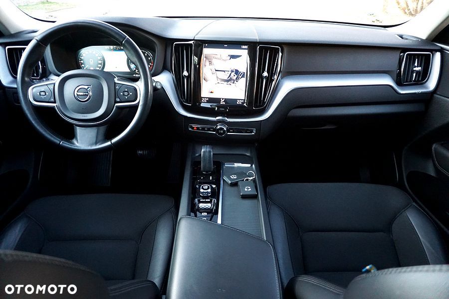 Volvo XC 60 B5 B Geartronic Momentum Pro - 33