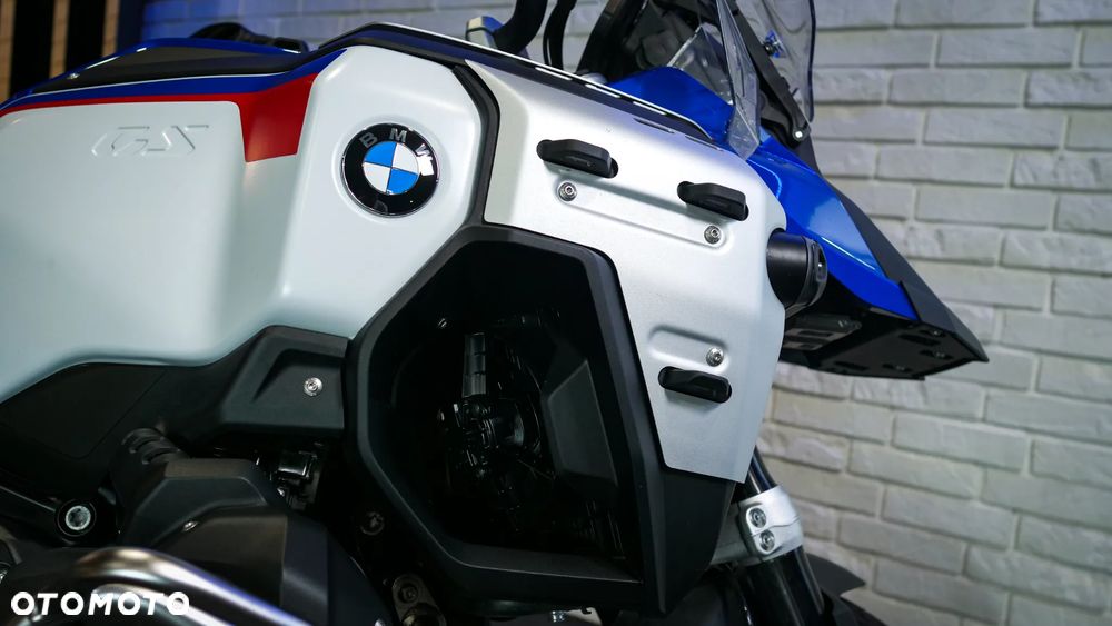 BMW R - 7
