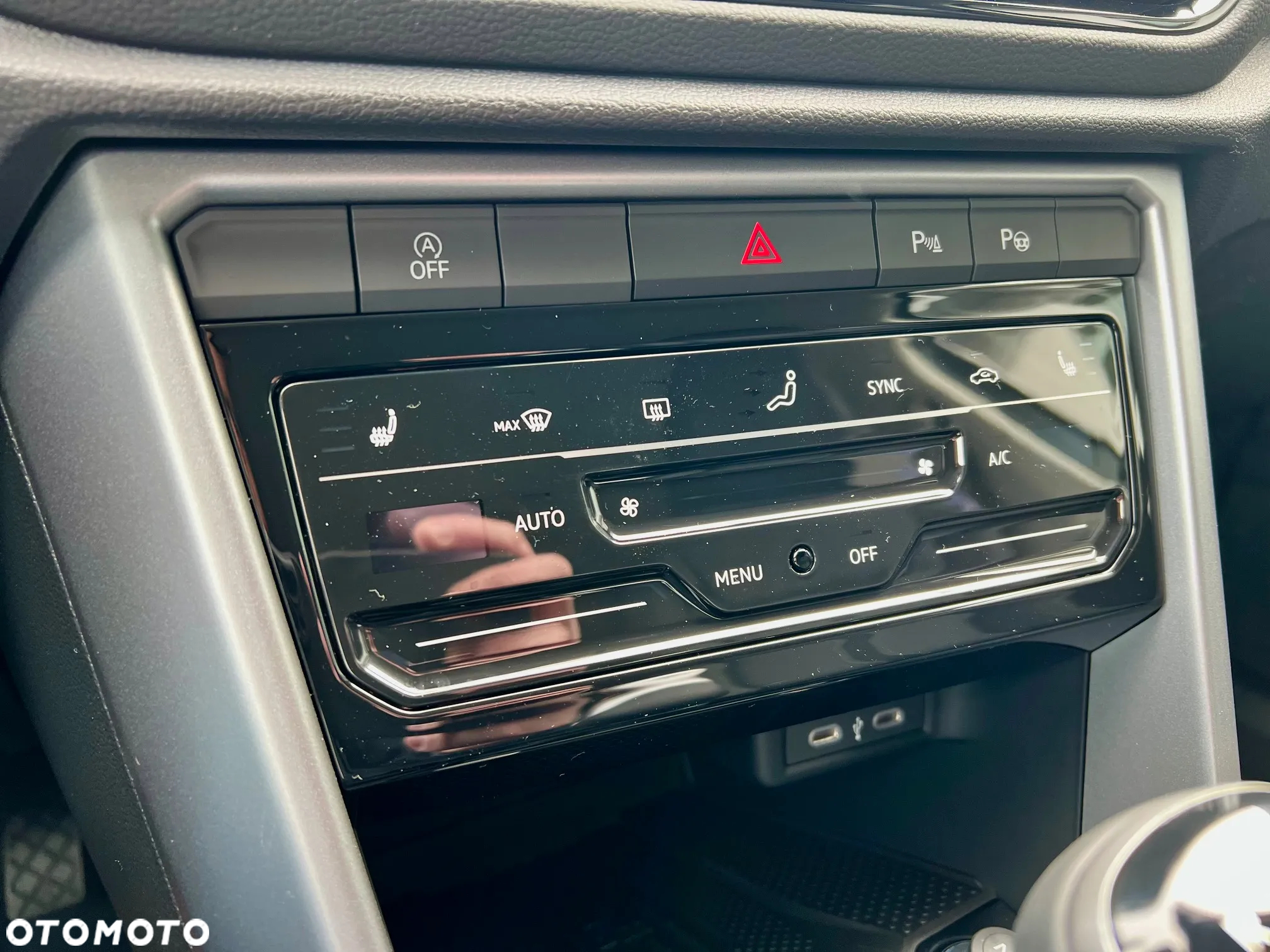 Volkswagen T-Roc 2.0 TDI Life Plus - 9