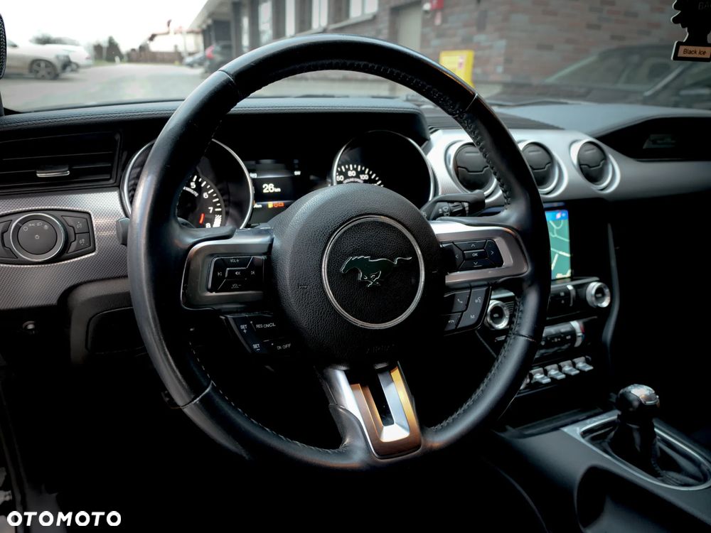 Ford Mustang Fastback 5.0 Ti-VCT V8 GT - 11