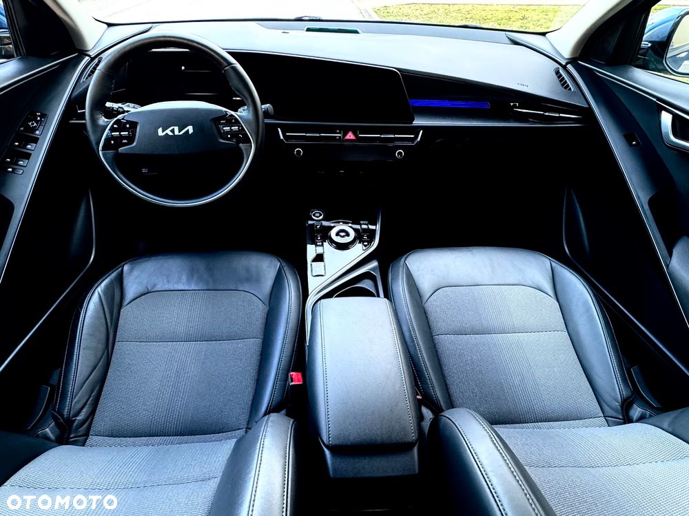 Kia Niro 1.6 GDI Plug-In Hybrid L - 32