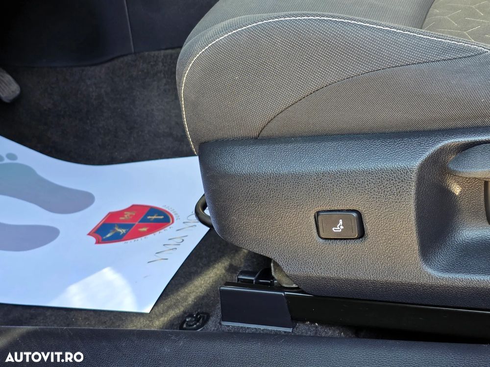 Toyota Corolla 1.8 Business Edition - 17