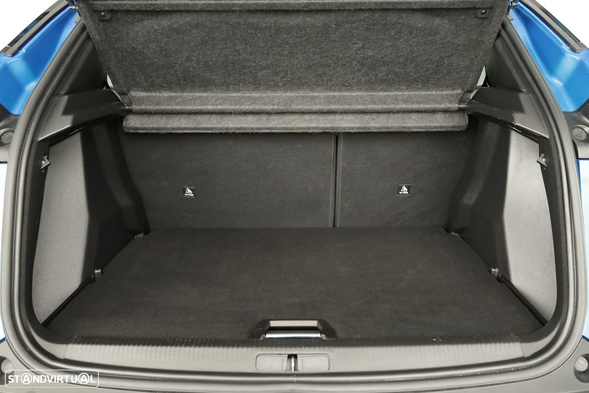Peugeot 2008 1.2 PureTech Allure - 23