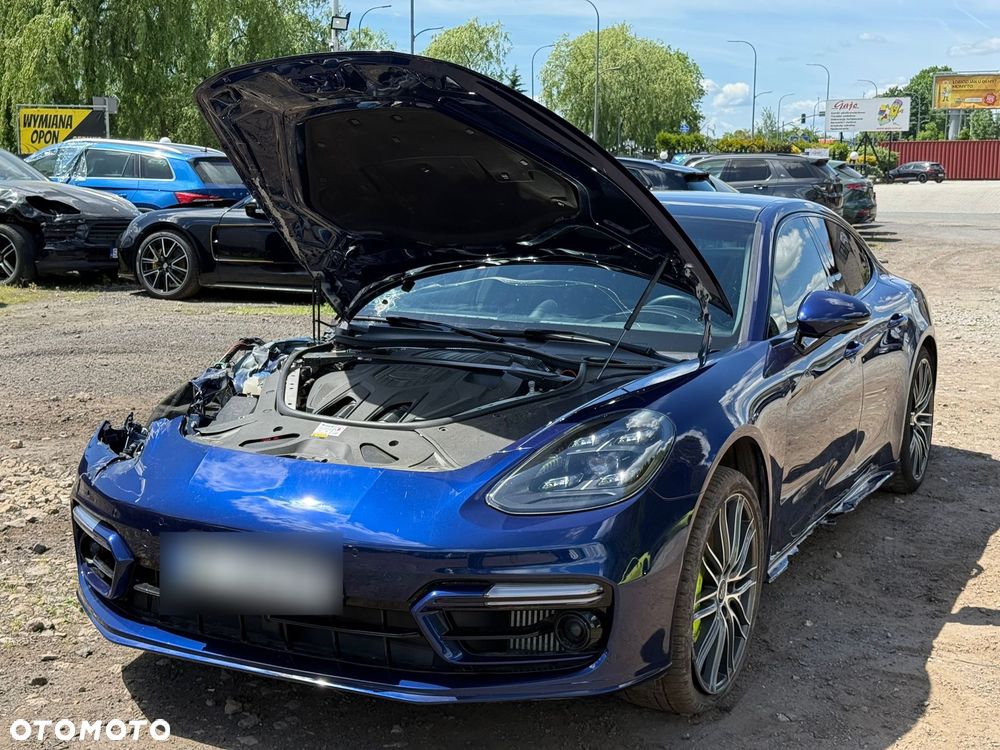 Porsche Panamera 4 E-Hybrid PHEV Executive - 3