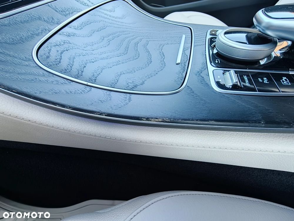 Mercedes-Benz Klasa E 220 d 4-Matic Avantgarde - 30