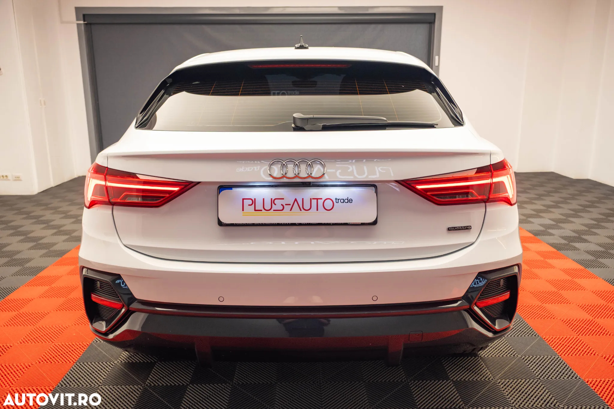 Audi Q3 Sportback 2.0 40 TFSI quattro S tronic S Line - 14