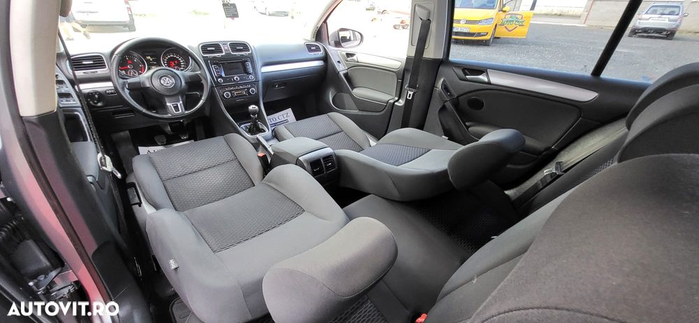 Volkswagen Golf - 39