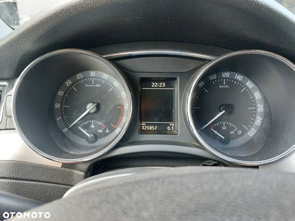 Skoda Superb 2.0 TDI Family - 10