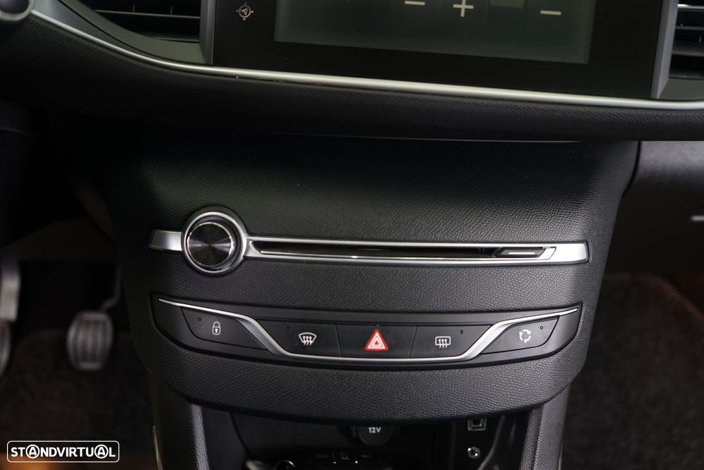 Peugeot 308 SW 1.6 e-HDi Allure - 28