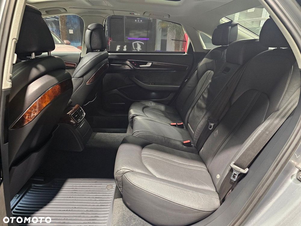 Audi A8 - 13