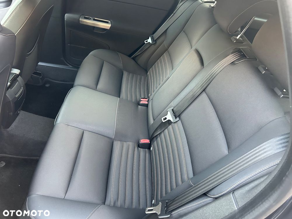 Volvo V50 1.6D - 8