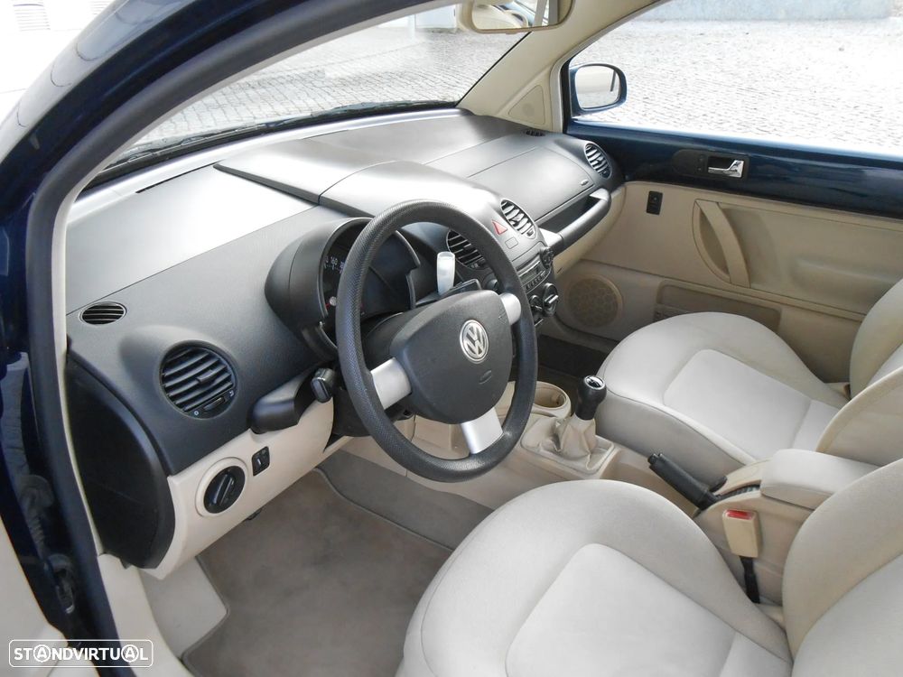 VW New Beetle 1.9 TDi - 11