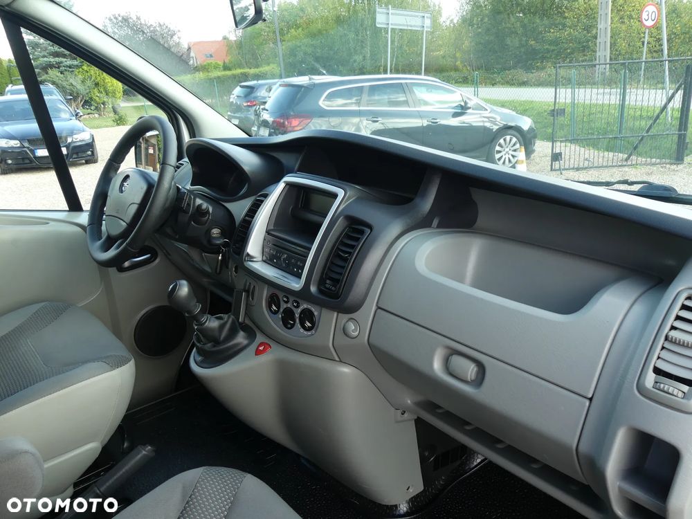 Opel Vivaro - 16