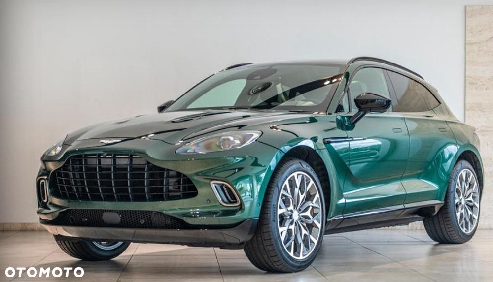 Aston Martin DBX - 1