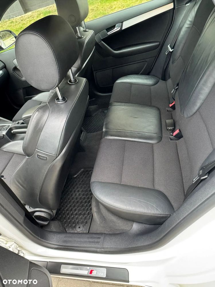Audi A3 Sportback 2.0 TDI DPF Ambition S tronic - 10