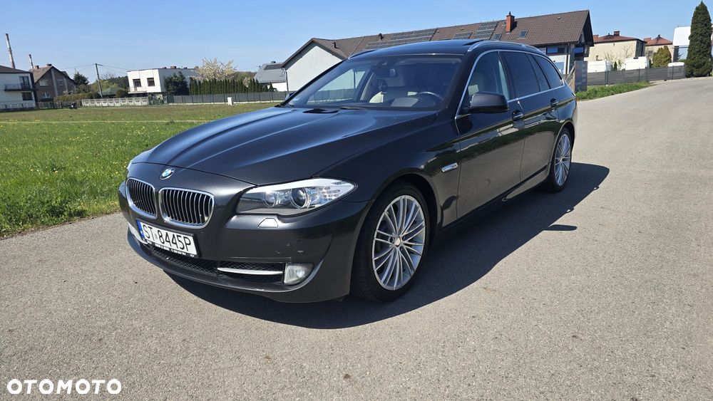 BMW Seria 5 520d Luxury Line - 2