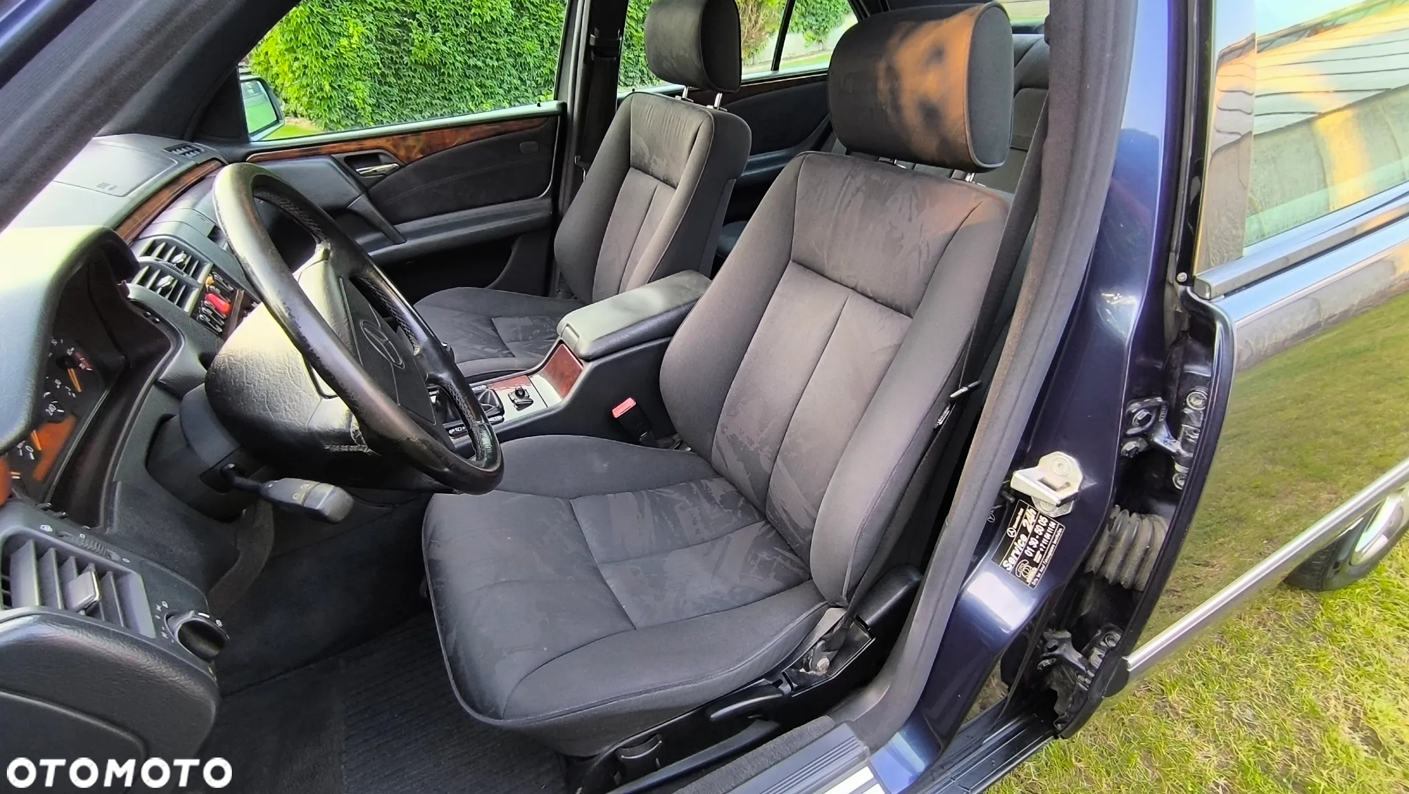 Mercedes-Benz Klasa E 240 T Elegance - 14