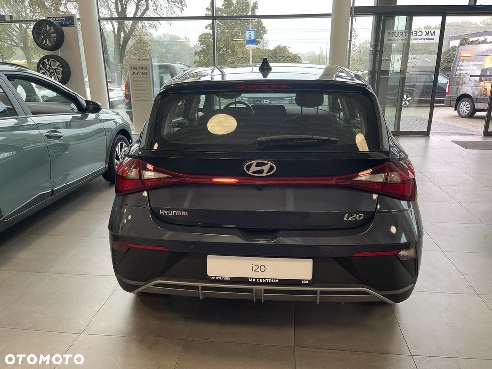 Hyundai i20 - 11