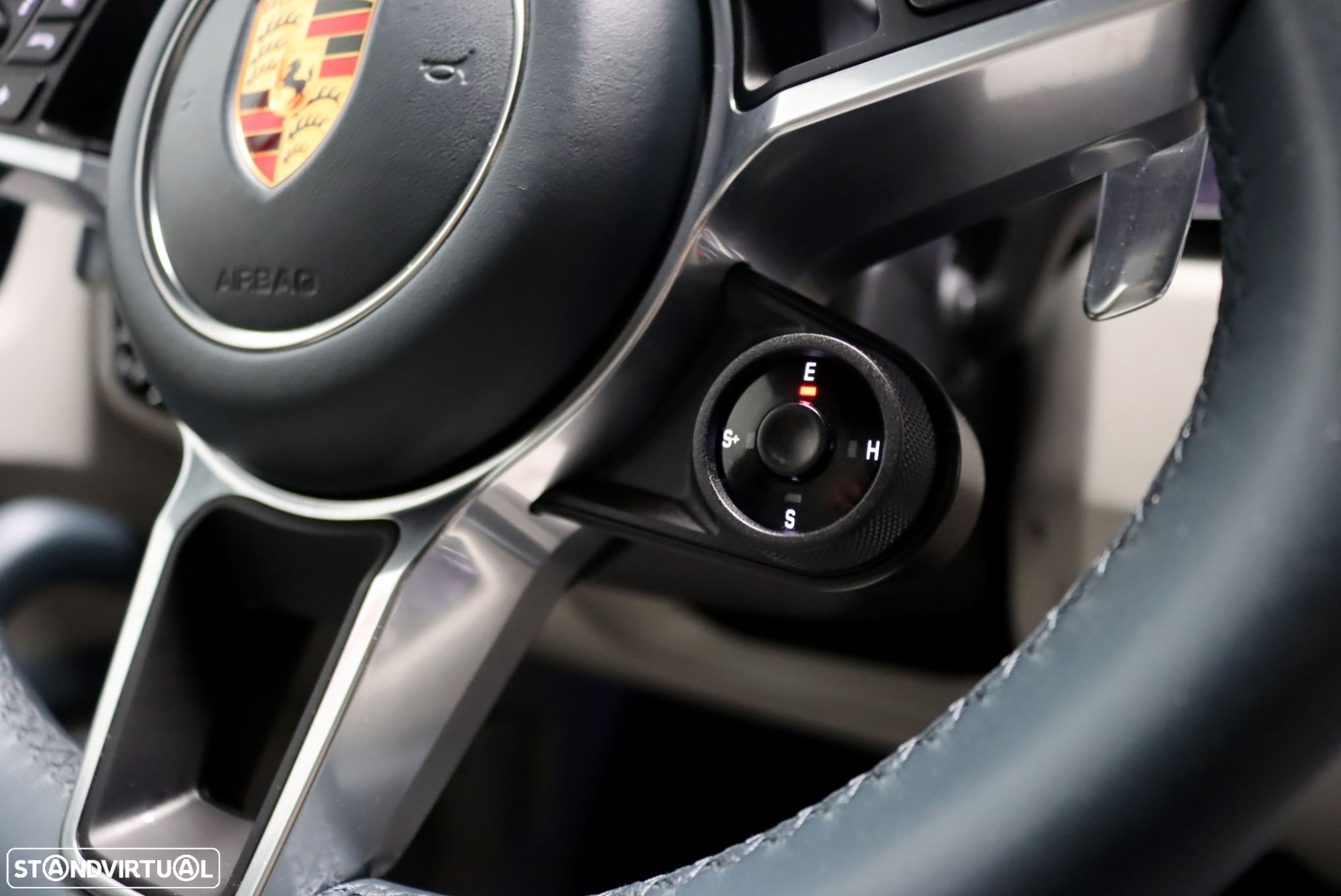 Porsche Cayenne Coupé E-Hybrid Platinum Edition - 24