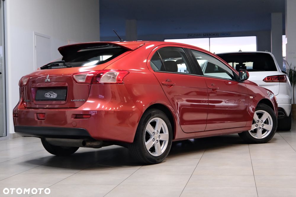 Mitsubishi Lancer - 9