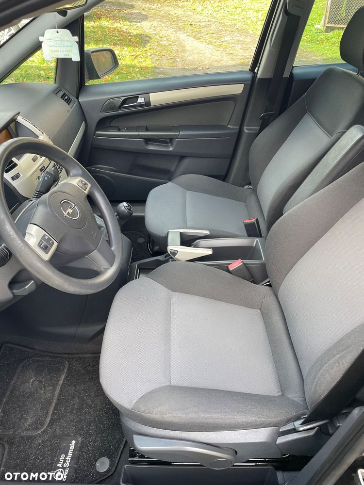 Opel Zafira 1.6 - 4