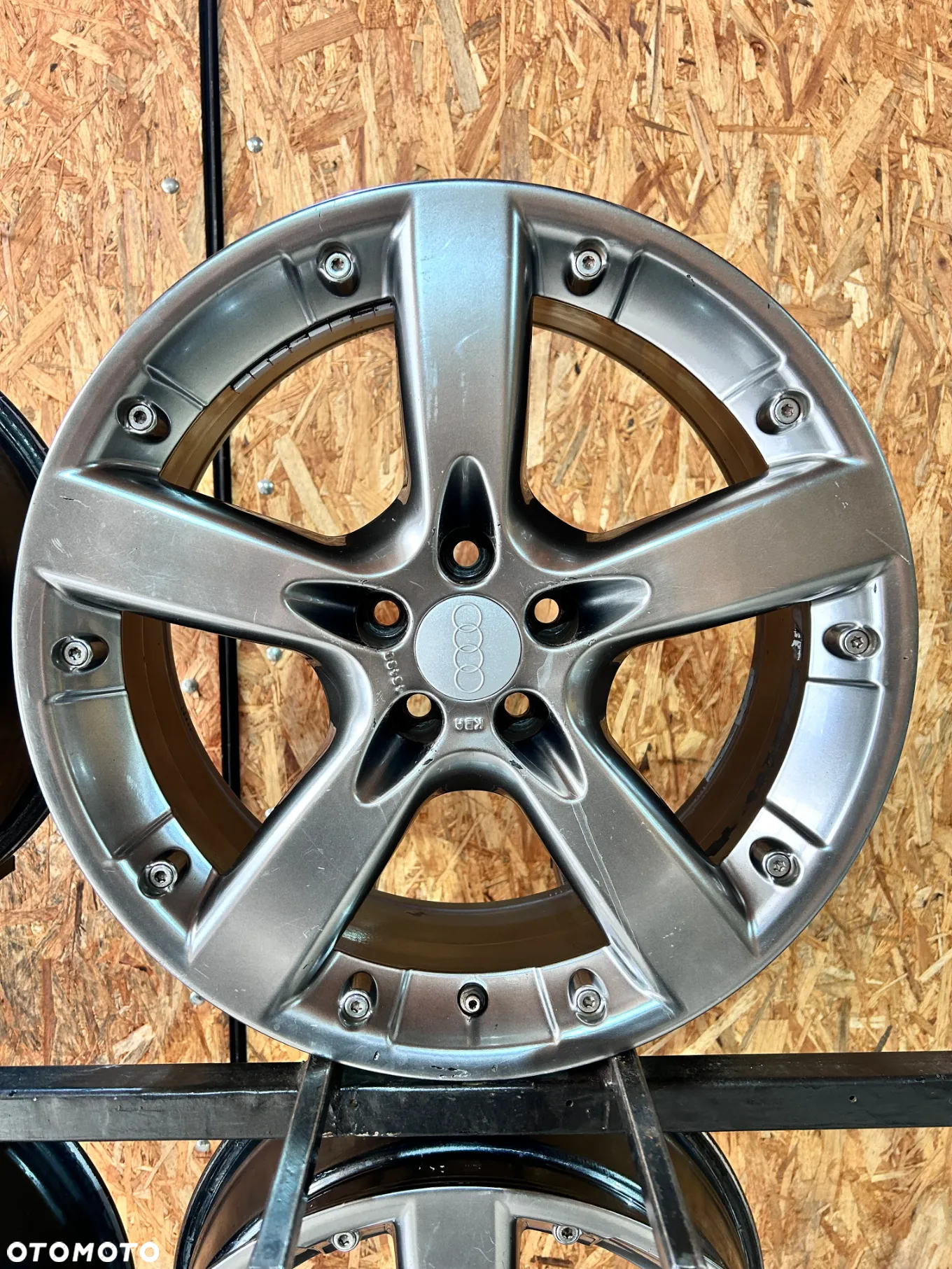4 FELGI ALU. VW GOLF 4 , NEW BEETLE , BORA , SKODA OCTAVIA 1 , PT CRUISER , VW GOLF 3 GTi , AUDI A3 17'' 7,5J  ET35 - 5