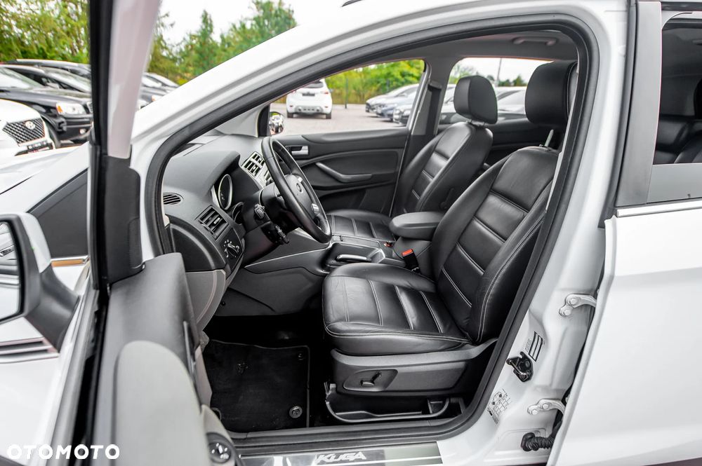 Ford Kuga 2.0 TDCi 4x4 Titanium - 19