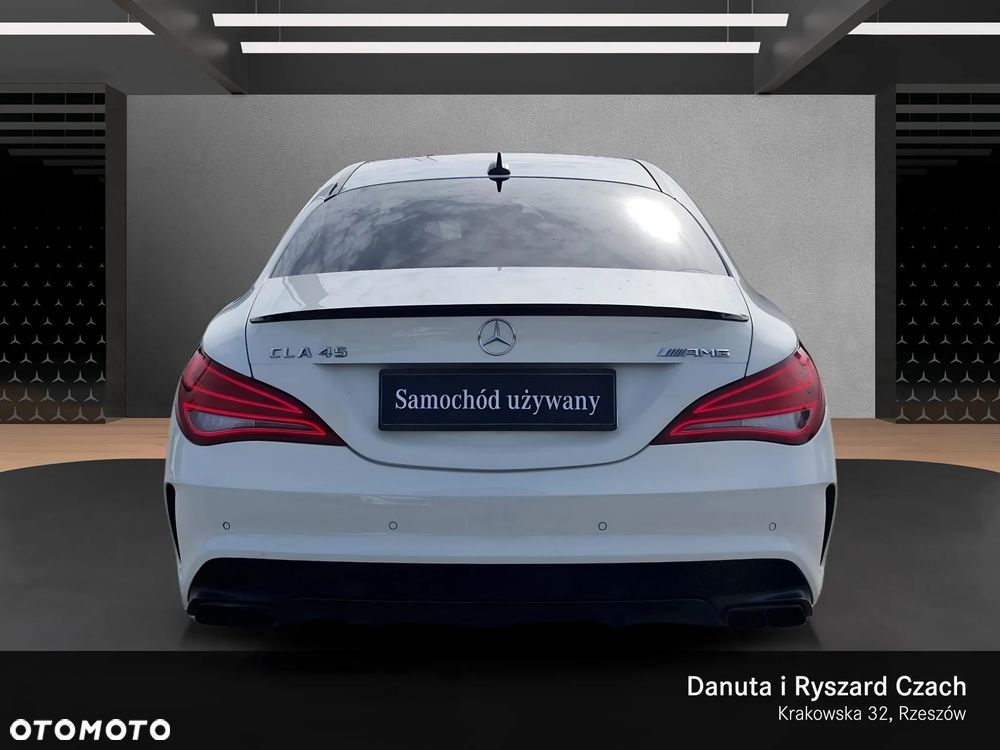 Mercedes-Benz CLA - 4