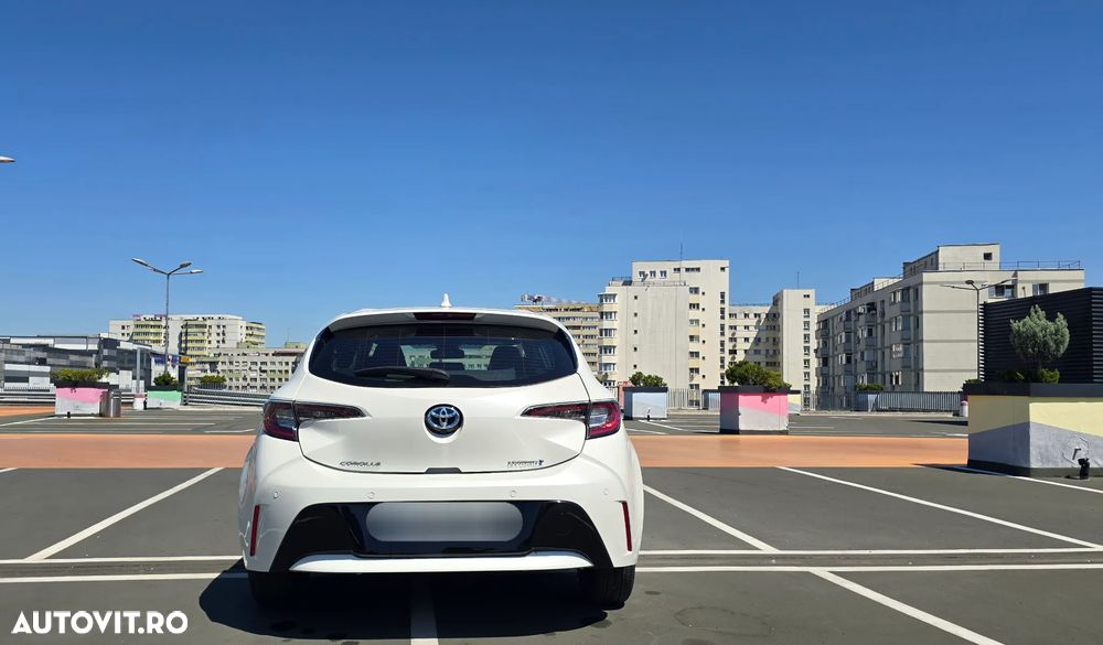 Toyota Corolla 1.8 HSD Business - 5